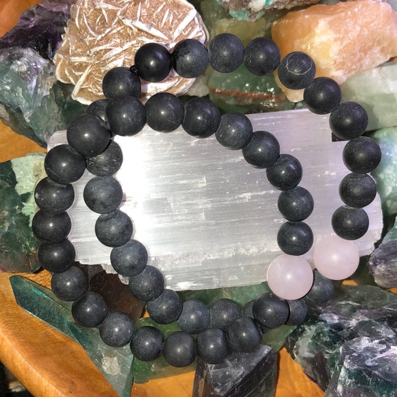 • Bye negativity, hello love • Shungite Bracelet - Picture 2 of 6